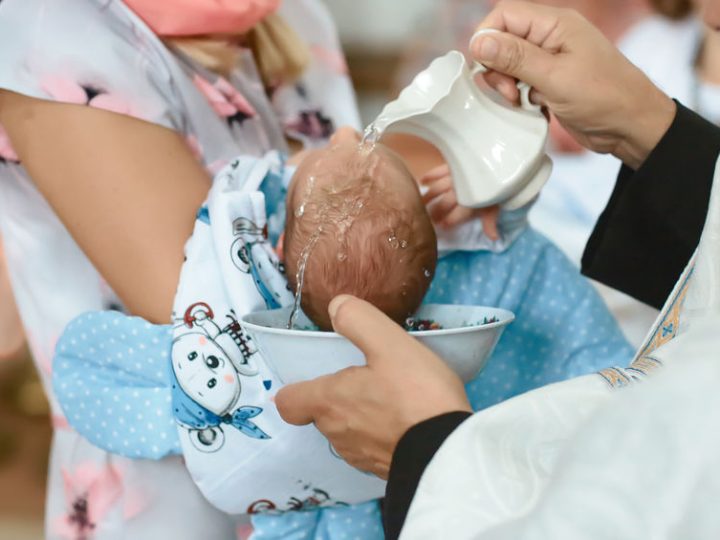 3 informations clés à savoir sur le baptême adulte